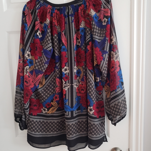 Floral boho style blouse - Picture 2 of 7